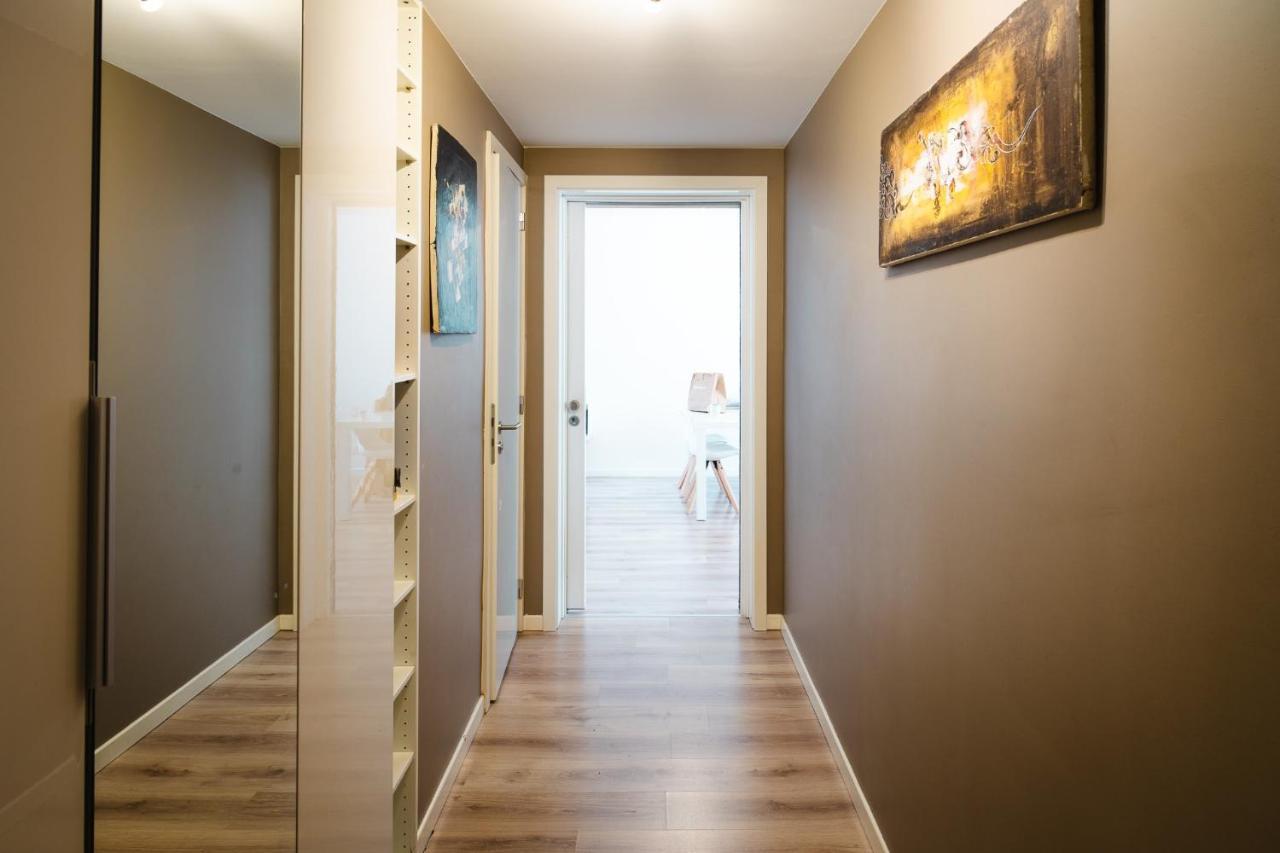 Midi-Suede Apartment Brussels Luaran gambar